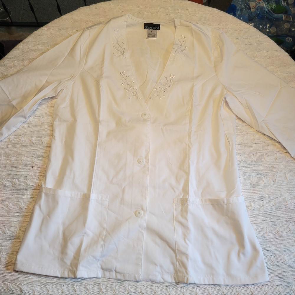 Cherokee White Lightweight Jacket/labcoat